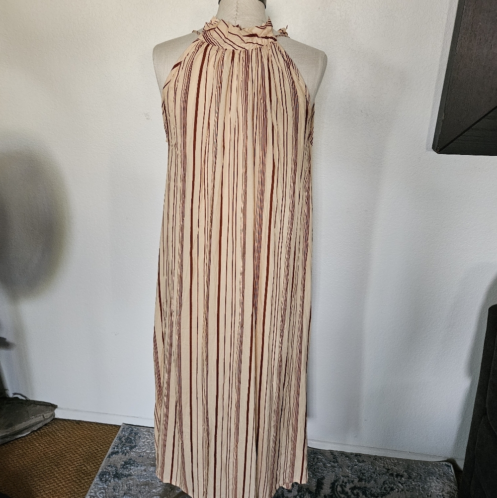 Natalie Martin Marlien Maxi Dress in Thin Stripe Cocoa Butter - Picture 4 of 11